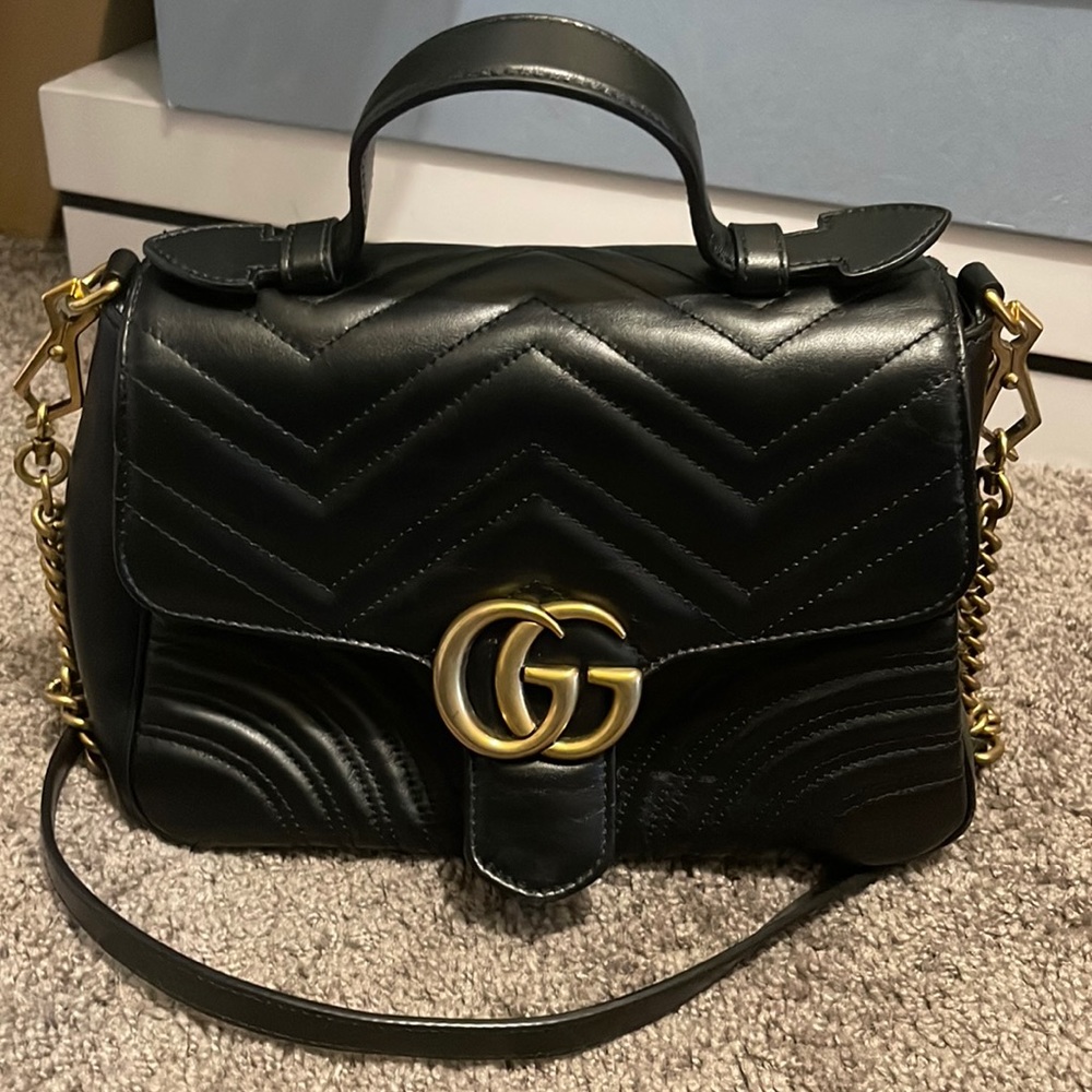 Brand new bag. Wore a few times, selling it because I bought the similar bag